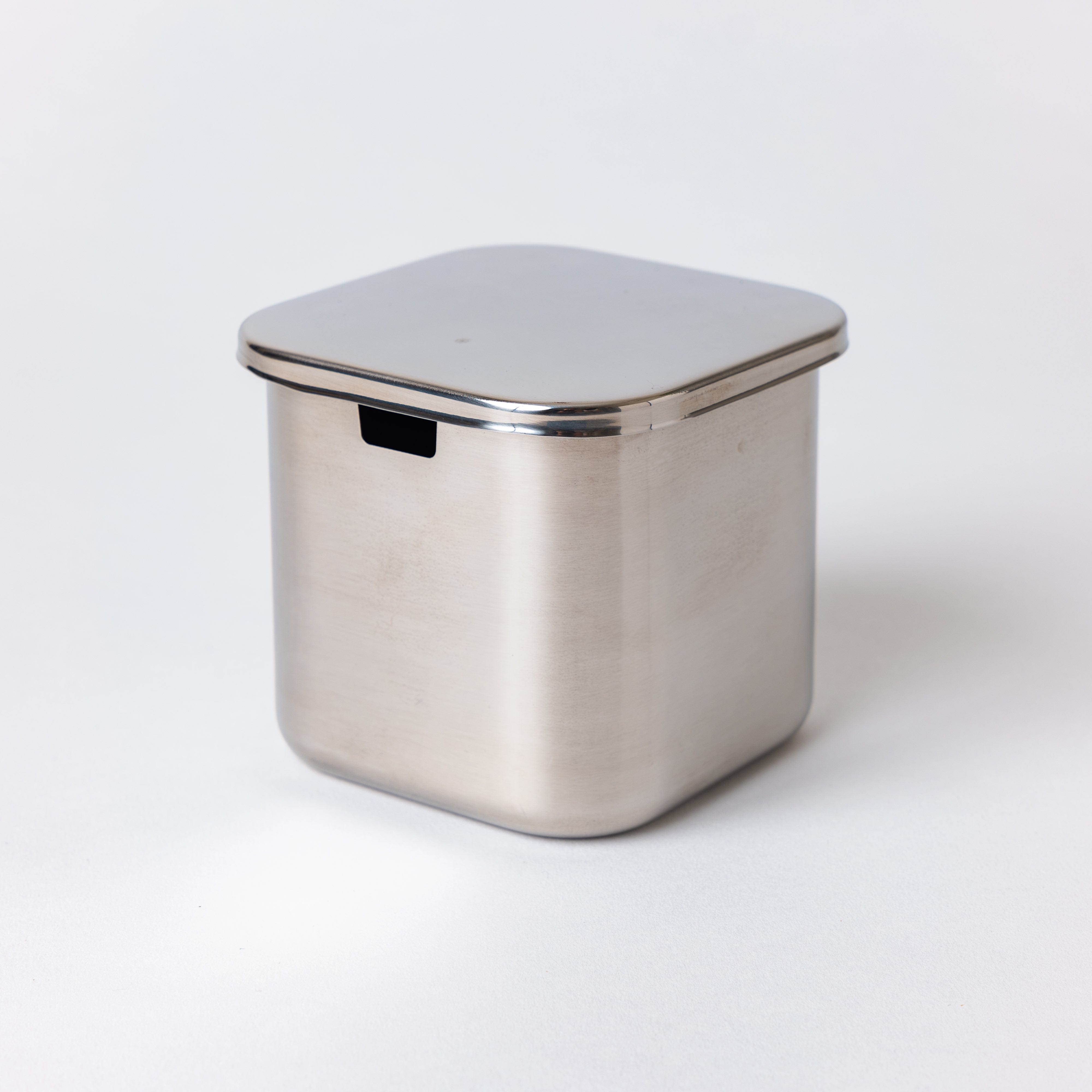 Stainless Sauce Tare Container | Chubo Knives