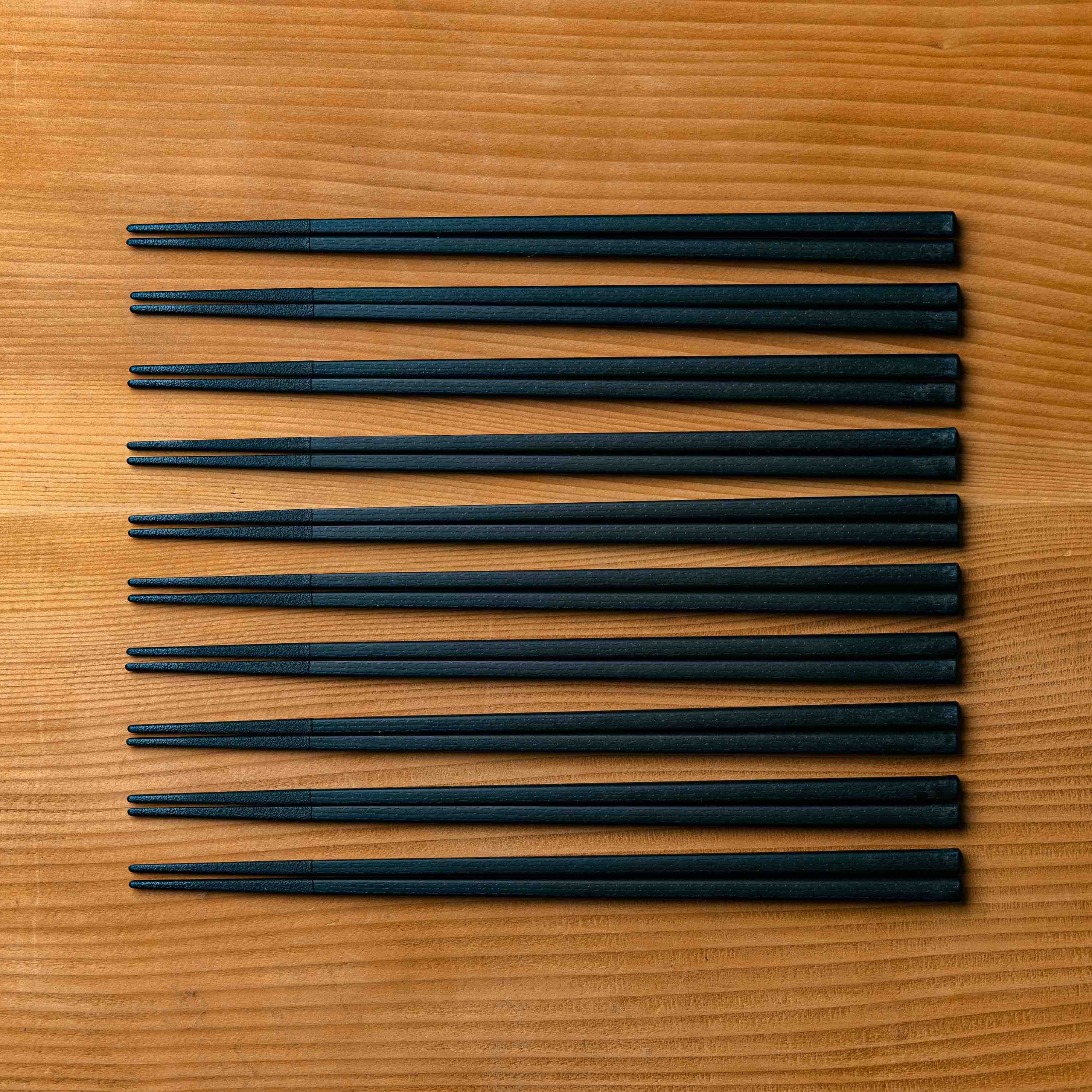 Black chopsticks - 10 pair pack – Chubo Knives