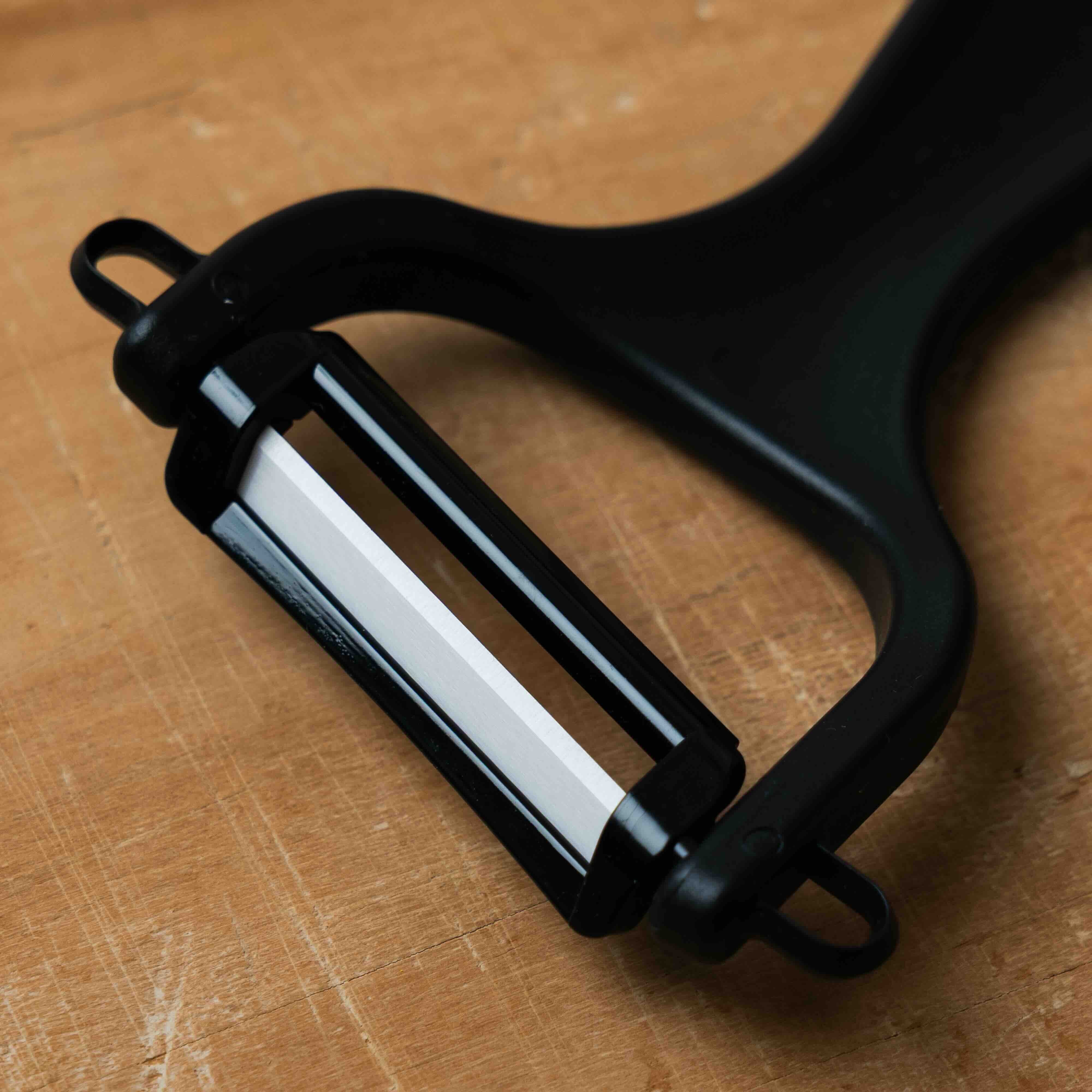 Kyocera Ceramic Peeler - Thumbnail 5