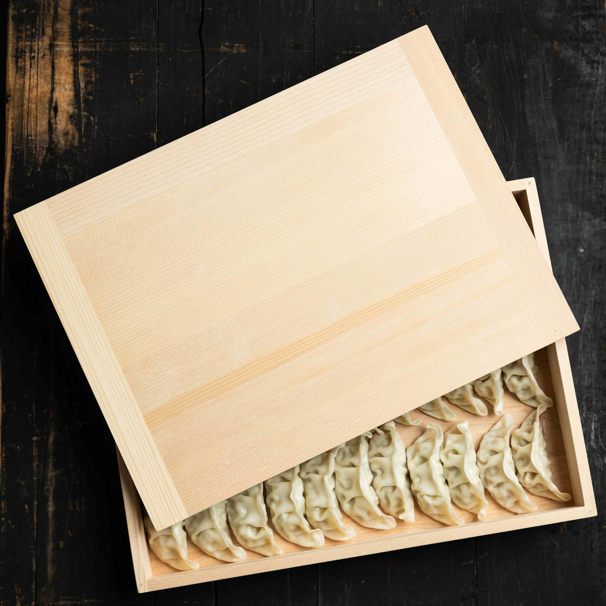 Traditional Wooden Shiraki Box | Chubo Knives