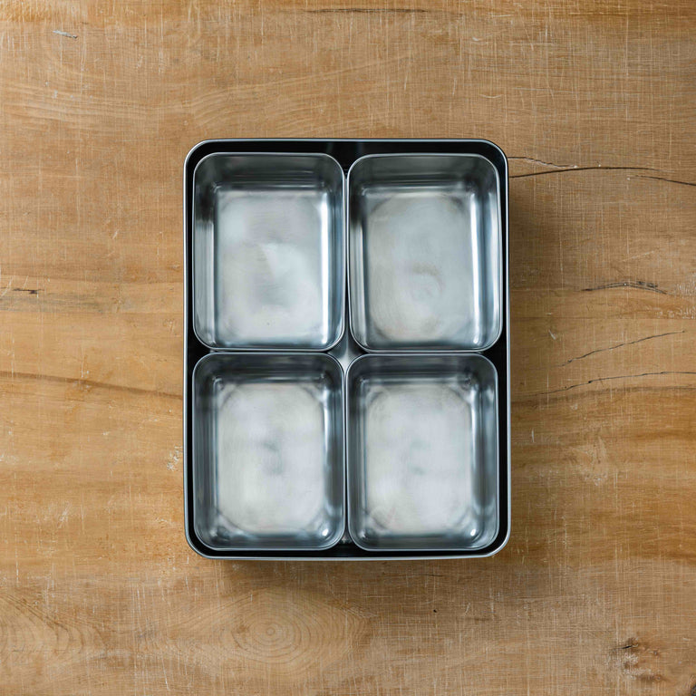 Mise en Place Yakumi Pan 4 Compartment square | Chubo Knives